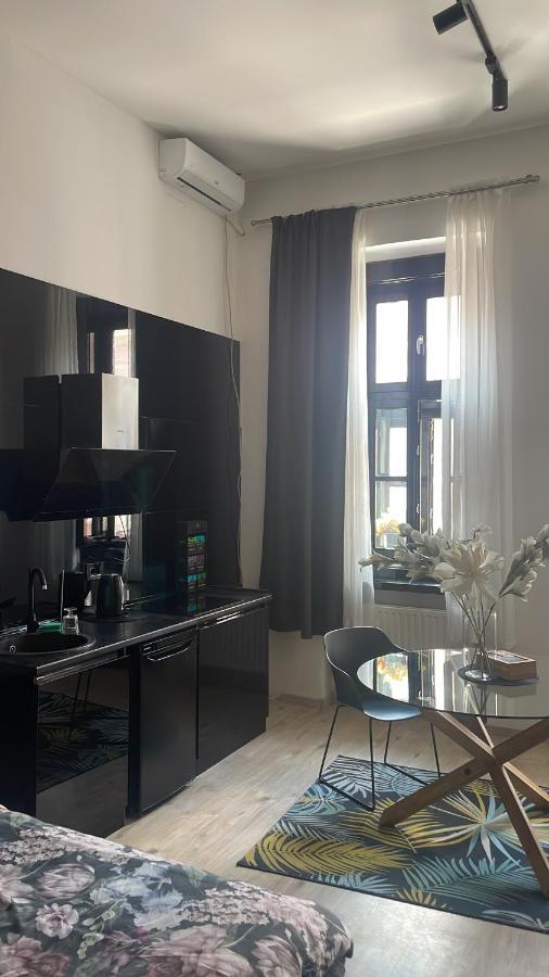 Апартаменты Lux Dabich 1 Нови-Сад Экстерьер фото